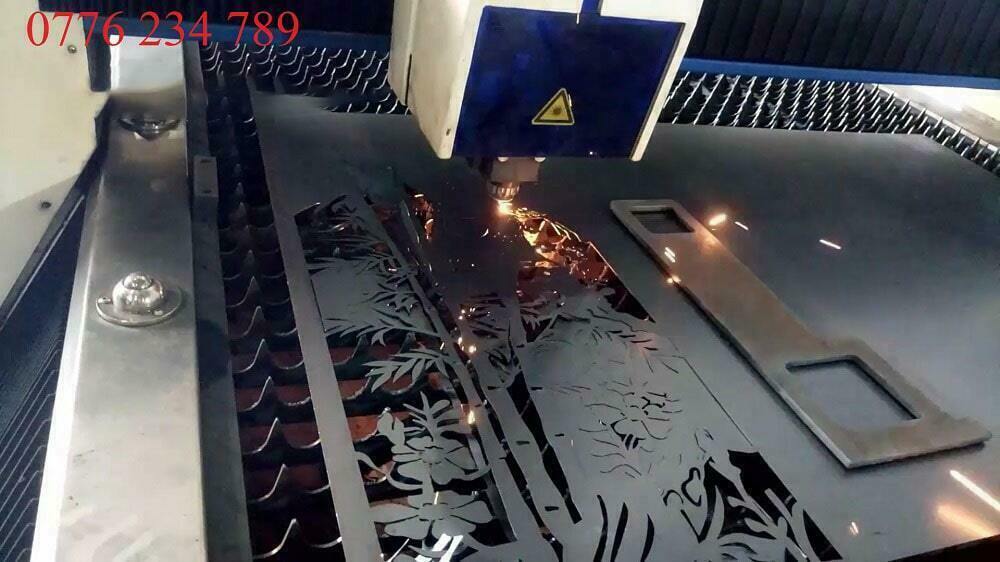 Cắt laser CNC kim loại tấm