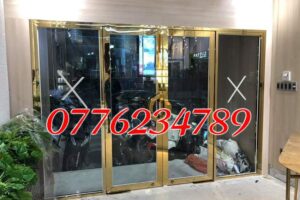 thi công cửa kính khing inox