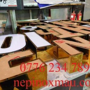 chữ inox vàng xước