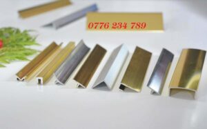 nẹp inox goc tường